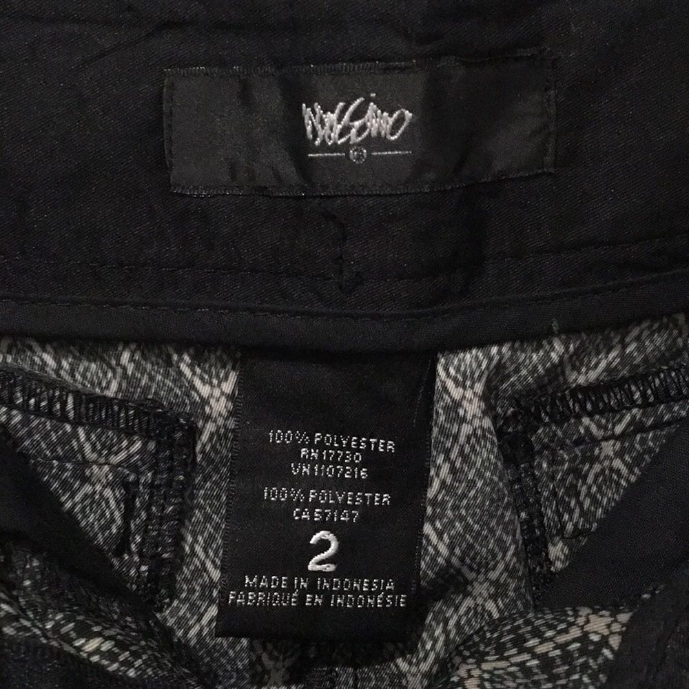 Mossimo Patterned Shorts  - Picture 4 of 4